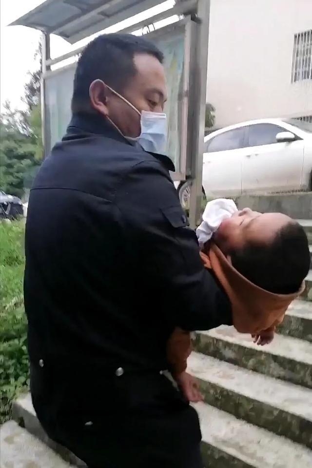 临危不惧